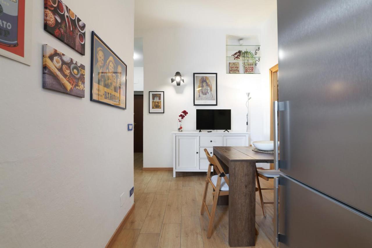 Primopiano - Tibaldi Apartment Milan Bagian luar foto