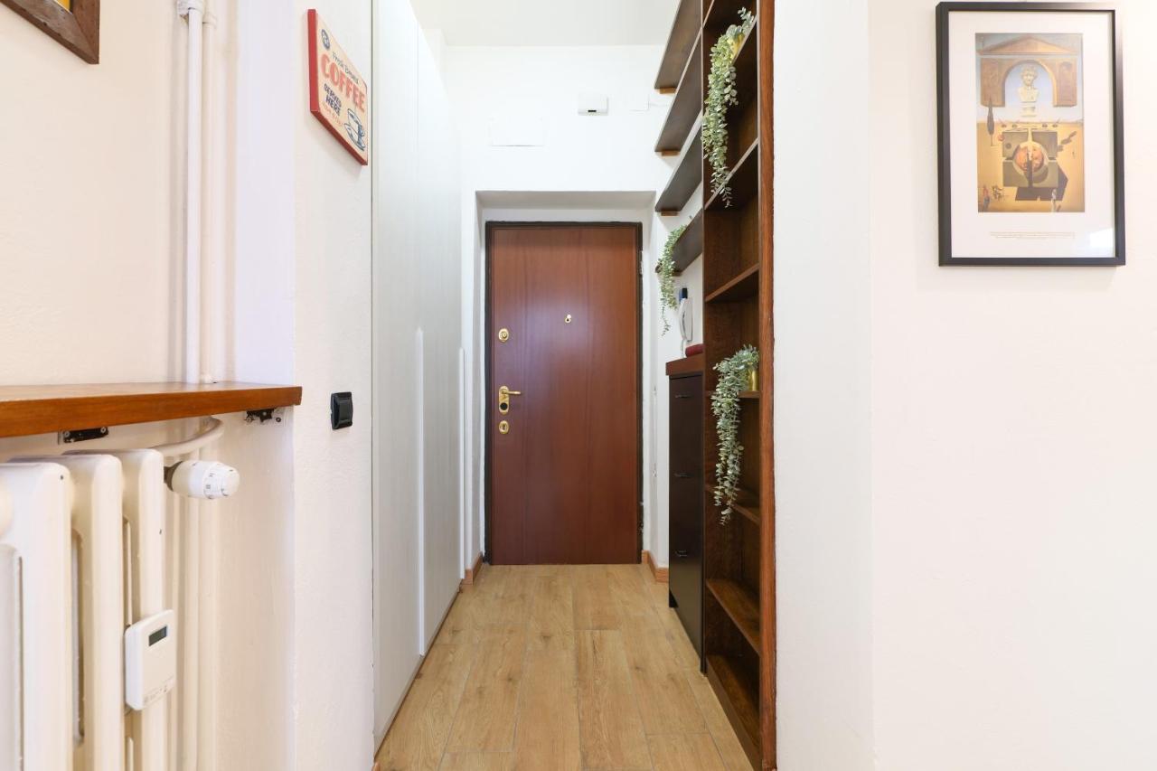 Primopiano - Tibaldi Apartment Milan Bagian luar foto