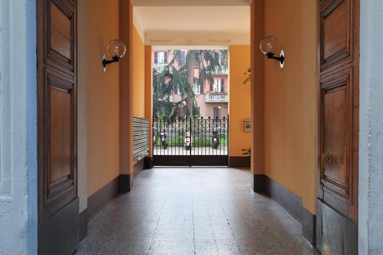 Primopiano - Tibaldi Apartment Milan Bagian luar foto