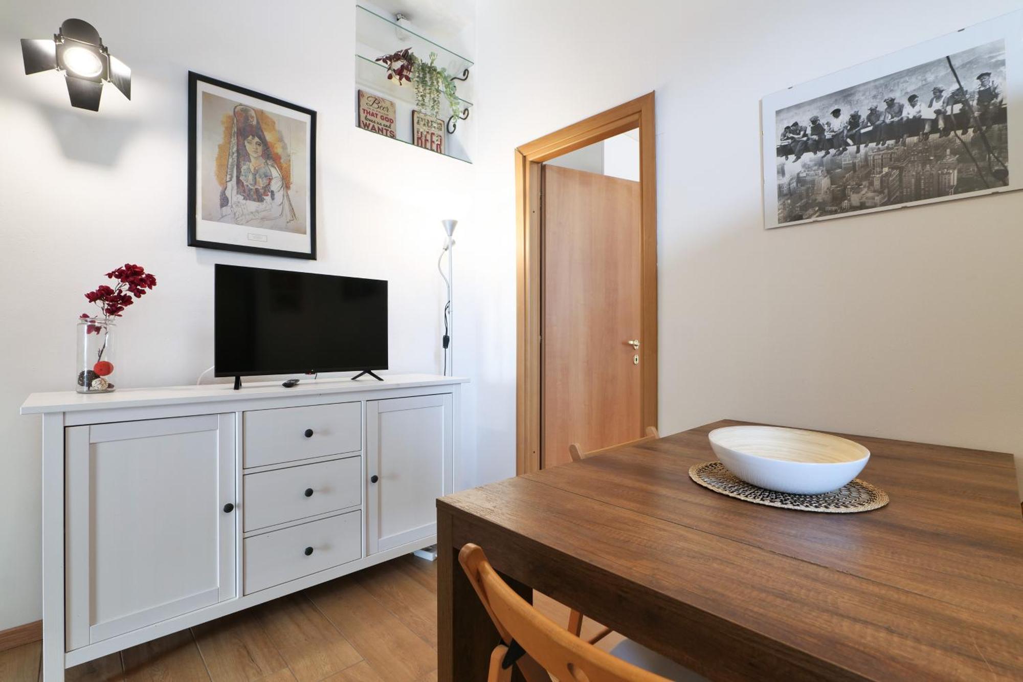 Primopiano - Tibaldi Apartment Milan Bagian luar foto