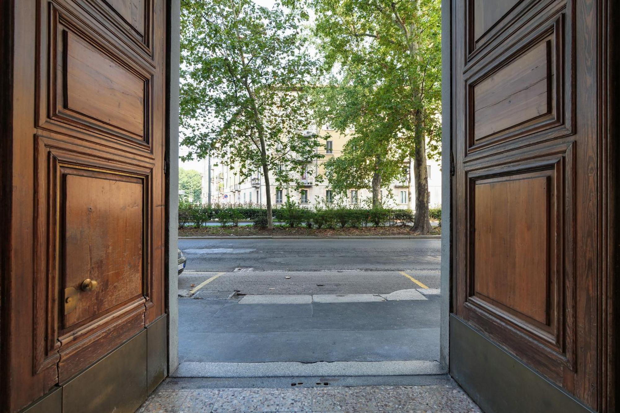 Primopiano - Tibaldi Apartment Milan Bagian luar foto